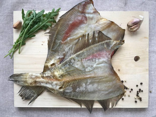 Икра макроруса вяленая: Камбала ёрш (Мурманская) вяленая