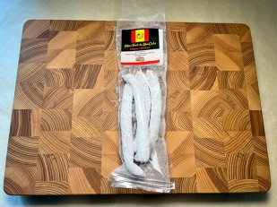 Диспенсеры для снеков: Колбаски сыровяленые Mini Fuet 