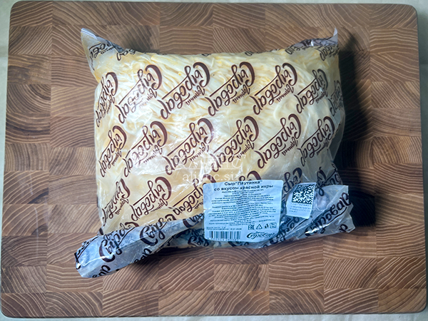 Сыр 1 кг ГОРНЫЙ СЫРОВАР (Паутинка со вкусом красной икры) в Павловском Посаде